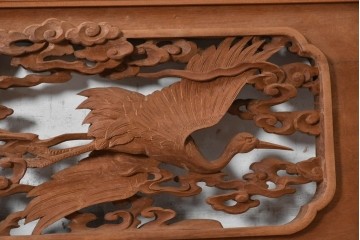 ヴィンテージ建具　昭和後期　鶴と雲を繊細に彫り込んだ躍動感あふれる彫刻欄間2枚セット　(R-090842)