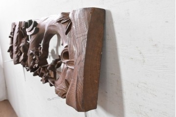 アンティーク建具　大正から昭和初期　欅(ケヤキ)材　梅に山鳥の図を描いた片面彫刻欄間1枚　(R-090843)