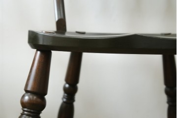 中古　松本民芸家具　背もたれの挽き物加工がお洒落な#49A型ワイコムチェア4脚セット　定価(4脚合計)約42万8千円　(R-090844)