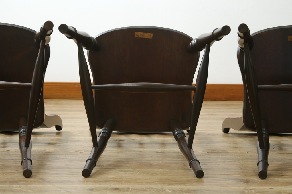 中古　松本民芸家具　背もたれの挽き物加工がお洒落な#49A型ワイコムチェア4脚セット　定価(4脚合計)約42万8千円　(R-090844)