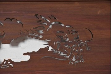 【簡易リペア限定品】　アンティーク建具　昭和初期　雲間を進む龍を透かし彫りで表した欄間2枚セット　(R-090845)