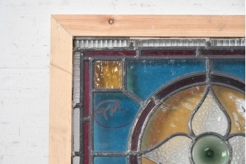 イギリスアンティーク建具　1930年頃　鮮やかなブルーガラスと花模様が印象的なステンドグラスパネル1枚　(R-090849)