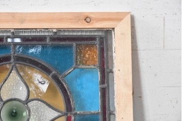 イギリスアンティーク建具　1930年頃　鮮やかなブルーガラスと花模様が印象的なステンドグラスパネル1枚　(R-090849)