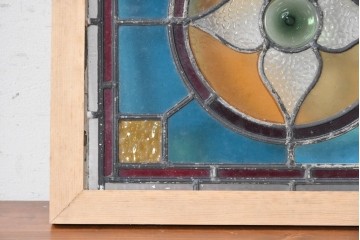 イギリスアンティーク建具　1930年頃　鮮やかなブルーガラスと花模様が印象的なステンドグラスパネル1枚　(R-090849)