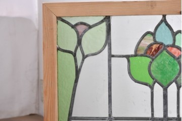イギリスアンティーク建具　1940年頃　植物を思わせる曲線意匠が軽やかなステンドグラスパネル2枚セット　(R-090852)