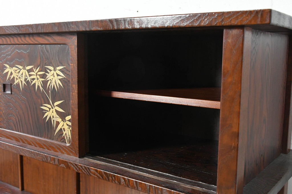 和製ヴィンテージ　美品　最高級　指物工芸家具　タモ材　杉材　蒔絵が華やかな漆塗りの茶棚　定価推定約150万円以上　(R-090862)