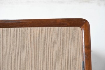 中古　美品　箪笥の松本　並厚　桑材の縁がアクセントを添える総桐箪笥　定価約100万円　(R-090867)