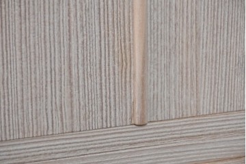 中古　美品　箪笥の松本　並厚　桑材の縁がアクセントを添える総桐箪笥　定価約100万円　(R-090867)