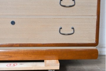 中古　美品　箪笥の松本　並厚　桑材の縁がアクセントを添える総桐箪笥　定価約100万円　(R-090867)