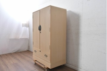 中古　伝統工芸士 田澤謙介作　多段の板盆を備えた端正な加茂桐帯箪笥　(R-090868)