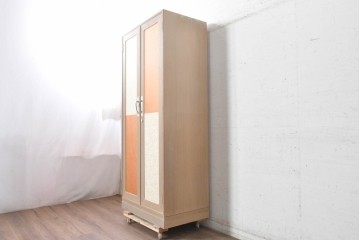 中古　一級技能士 中村和一作　桐材　まるでワードローブのようなモダンな帯箪笥　(R-090869)