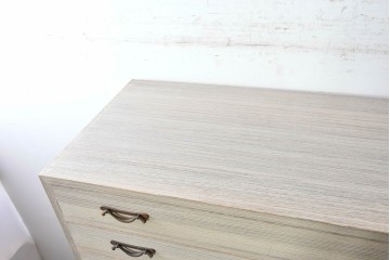 中古　会津松本(會津松本)　引き出し14杯　落ち着いた佇まいの重ね桐箪笥　定価約94万円　(R-090870)