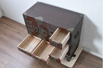 韓国ヴィンテージ　良品　李朝家具　1970年頃　真鍮金具が美しい作りのいい重厚なキャビネット　(R-090875)