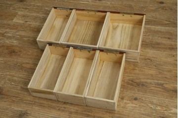 韓国ヴィンテージ　良品　李朝家具　1970年頃　真鍮金具が美しい作りのいい重厚なキャビネット　(R-090875)
