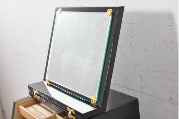 中古　美品　キットファニチュア(KIT FURNITURE)　北谷家具　艶やかな黒色が上品なジュエリーボックス　(R-090877)
