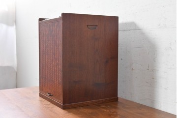 中古　美品　江戸指物の逸品!　タモ材　漆塗り　網代編みと美しい木目を楽しめるコンパクトな鏡台　定価約40万円　(R-090878)