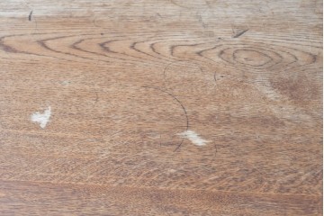 中古　Oak Village(オークヴィレッジ)　オーク材　豊かな木目と端正な木組みが魅力のダイニングテーブル　(R-090882)