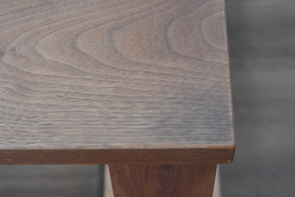 中古　広松木工　FREX(フレックス)　ウォールナット材　シンプルなウッドダイニングテーブル　定価約32万円　(R-090883)