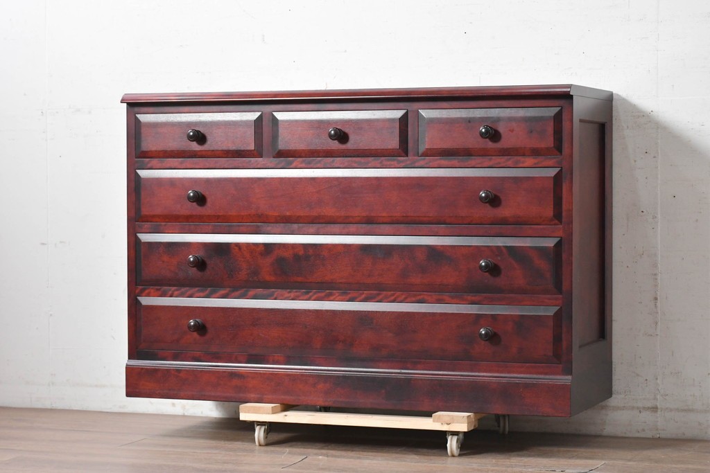 中古　美品　北の匠　山室家具製作所　深みのある色合いが魅力のローチェスト　(R-090885)