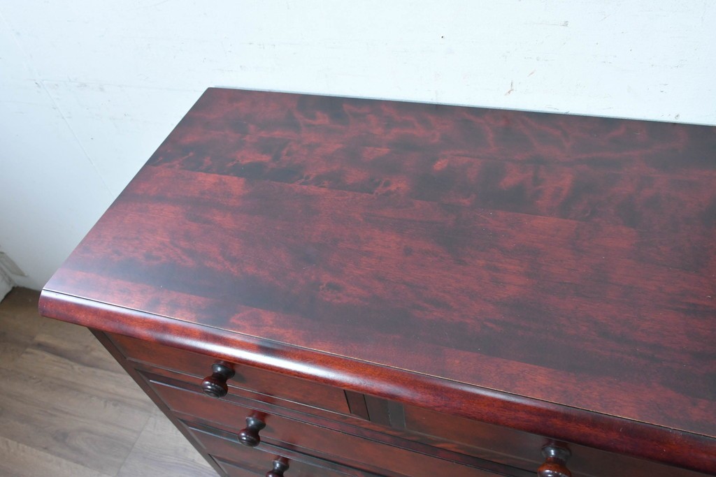 中古　美品　北の匠　山室家具製作所　深みのある色合いが魅力のローチェスト　(R-090885)