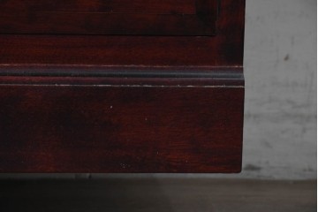 中古　美品　北の匠　山室家具製作所　深みのある色合いが魅力のローチェスト　(R-090885)