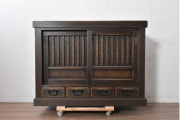 中古　美品　飛騨産業　JAPAN PROVINCIAL(ジャパンプロヴィンシャル)　格子戸の意匠が趣深い帳場箪笥　定価約95万円　(R-090886)
