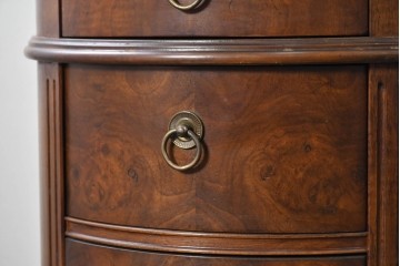 中古　DREXEL HERITAGE(ドレクセルヘリテイジ)　Cameo Classics(キャメオクラシックス)　気品ある曲面フォルムと木目が魅力のキドニーデスク　(R-090887)