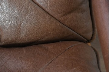 【簡易リペア限定品】　北欧ヴィンテージ　ノルウェー　LIED MOBLER(リードボブラー)　ハイバックと回転式の脚部を備えたリクライニングチェア　※革にダメージ有り　(R-090888)