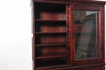 中古　北の匠　山室家具製作所　カバ材　深みのある色合いが魅力の食器棚　(R-090891)