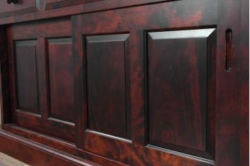 中古　北の匠　山室家具製作所　カバ材　深みのある色合いが魅力の食器棚　(R-090891)