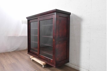 中古　北の匠　山室家具製作所　カバ材　豊かな木目が魅力のガラス戸キャビネット　(R-090892)
