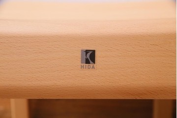 中古　飛騨産業　キツツキ　KF204B　ビーチ材　角に丸みを持たせたやさしいデザインが魅力のキッズスタッキングチェア　(R-090901)