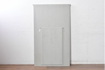 フランスアンティーク　1920年頃　淡いペイントと繊細な浮き彫り彫刻が美しいミラー　(R-090904)