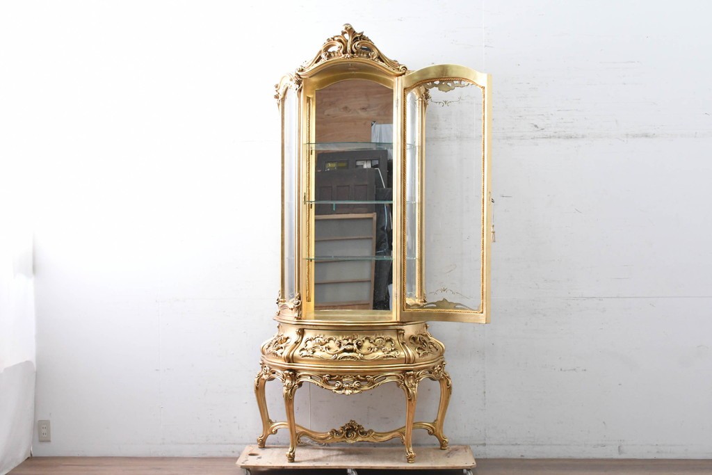 中古　美品　SILIK(シリック)　優美な装飾が華やかなロココ調キュリオケース　定価約220万円　(R-090909)