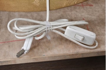 中古　美品　SILIK(シリック)　優美な装飾が華やかなロココ調キュリオケース　定価約220万円　(R-090909)