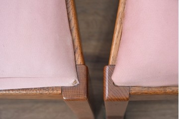 《張地の張り替え加工費込み》　中古　Oak Village(オークヴィレッジ)　オーク材　すっきりとした縦長フォルムのダイニングチェア4脚セット　定価(4脚合計)約36万円　(R-090916)