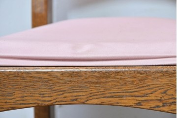 《張地の張り替え加工費込み》　中古　Oak Village(オークヴィレッジ)　オーク材　すっきりとした縦長フォルムのダイニングチェア4脚セット　定価(4脚合計)約36万円　(R-090916)