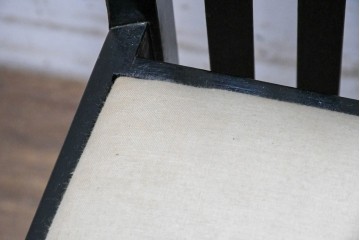 スペインヴィンテージ　希少!　正規復刻品　Charles Rennie Mackintosh(チャールズ・レニー・マッキントッシュ)デザイン　1904.17　シリアルNo.204　B.D&EIX製造　直線的な意匠が目を惹くハイチェア　(R-090917)