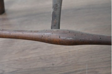 【簡易リペア限定品】　イギリスアンティーク　竪琴を思わせる優美な背もたれが目を惹くライアバックチェア　(R-090918)