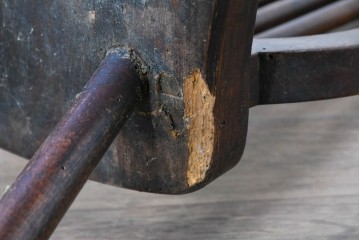 【簡易リペア限定品】　イギリスアンティーク　竪琴を思わせる優美な背もたれが目を惹くライアバックチェア　(R-090918)