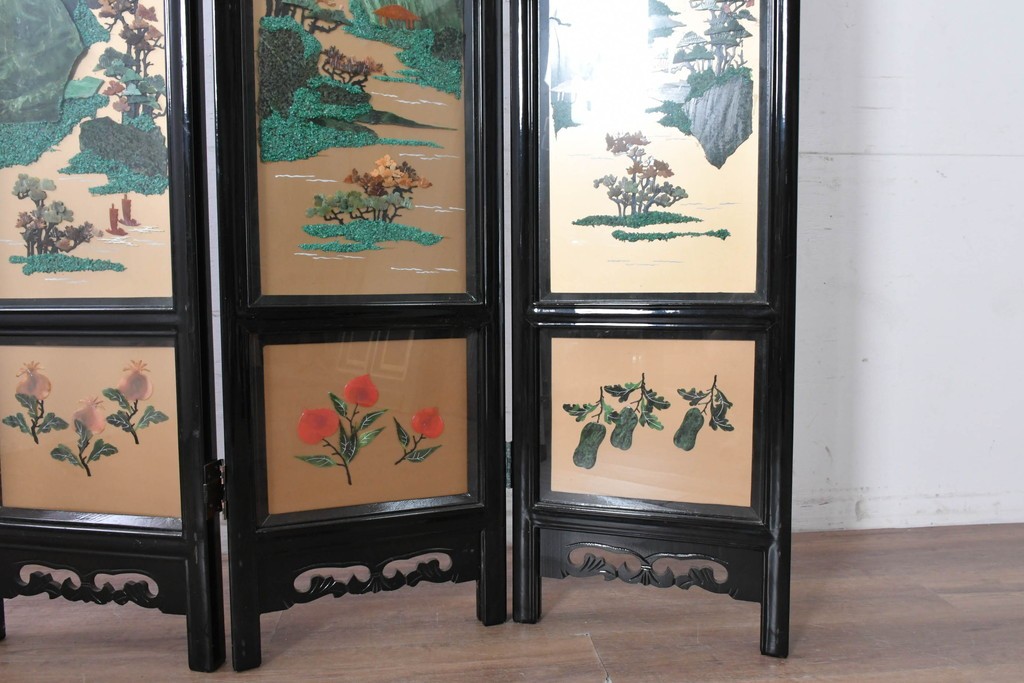 アジアンヴィンテージ　中国伝統工芸　玉石細工(玉石象嵌)で山水や草花を表した四連衝立　(R-090922)
