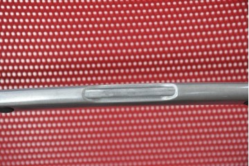 中古　okamura(オカムラ)　Contessa(コンテッサ)　鮮やかなレッドが映えるオフィスチェア　定価約31万円　(R-090926)