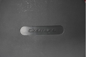 中古　okamura(オカムラ)　Contessa(コンテッサ)　鮮やかなレッドが映えるオフィスチェア　定価約31万円　(R-090926)