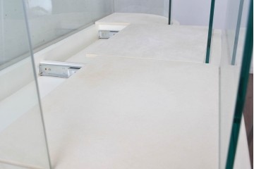 中古　特注品　優美なジュエリーショーケース　(R-090930)