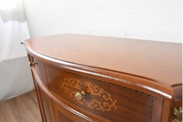 中古　美品　イタリア　象嵌と猫脚が優美なサイドボード　(R-090933)