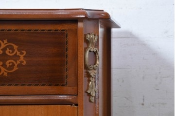 中古　美品　イタリア　象嵌と猫脚が優美なサイドボード　(R-090933)