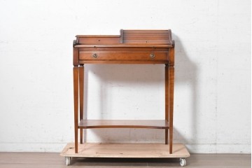 中古　美品　フランス　輸入家具　アンティーク調のシャッター扉付きライティングビューロー　定価推定約35万円　(R-090934)