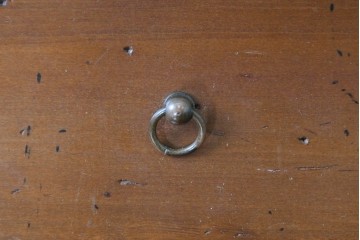 中古　美品　フランス　輸入家具　アンティーク調のシャッター扉付きライティングビューロー　定価推定約35万円　(R-090934)