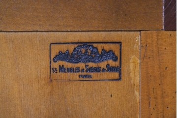 中古　美品　フランス　輸入家具　アンティーク調のシャッター扉付きライティングビューロー　定価推定約35万円　(R-090934)