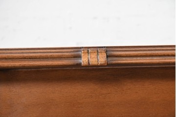 中古　美品　イタリア高級家具　メデア(Medea)　優美な曲線と彫刻が魅力のコンソールテーブル　(R-090936)